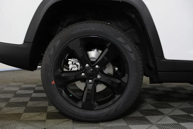 New 2026 Bright White Clearcoat Jeep Limited image 29