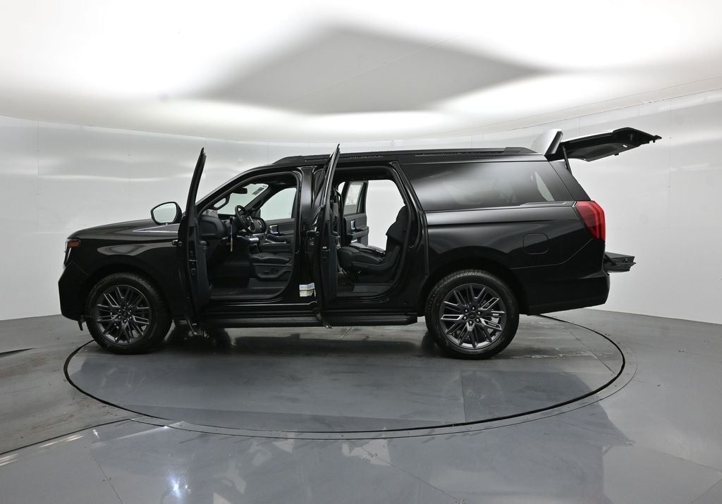 New 2026 Agate Black Metallic Ford Platinum image 33