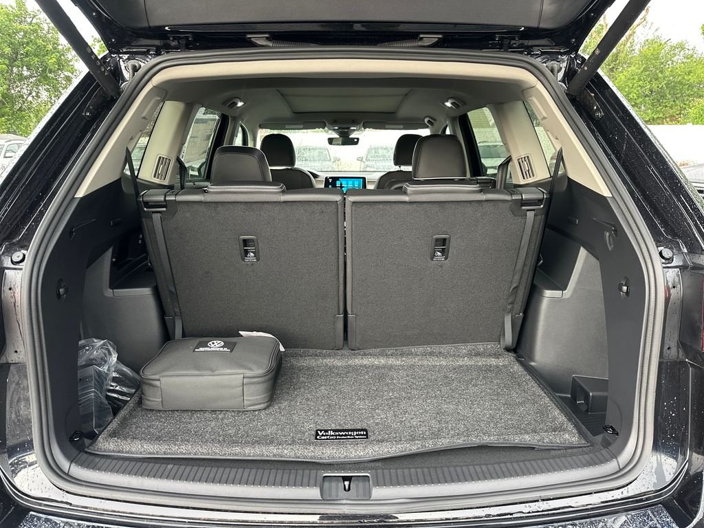 New 2026  Volkswagen 2.0T SEL Premium R-Line image 26