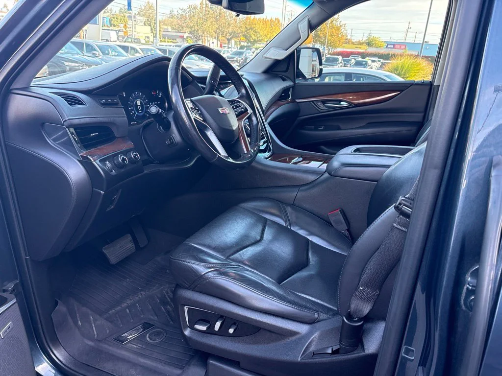 Used 2019 Gray Cadillac Premium Luxury image 14