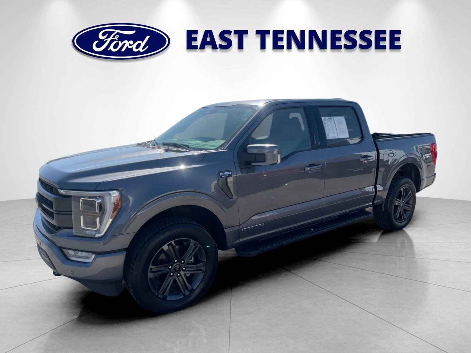 Used 2023 Gray Metallic Ford Lariat image 7