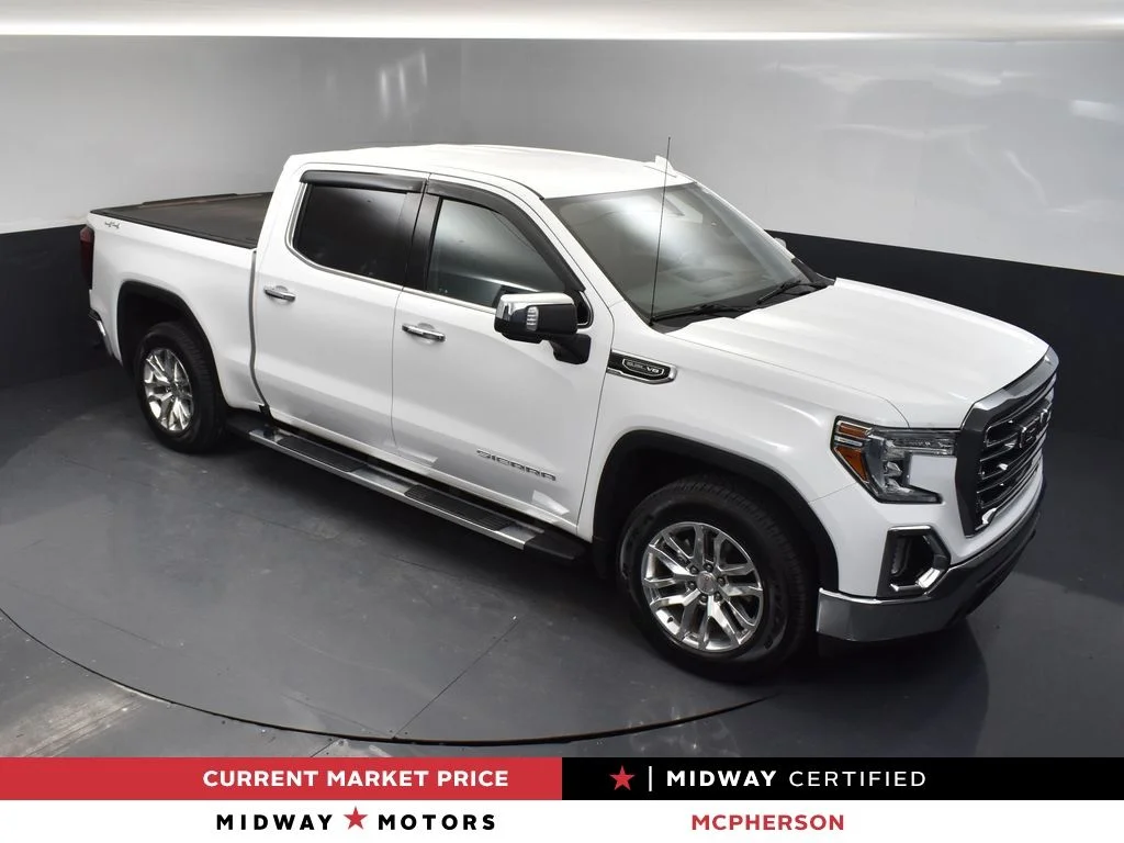 2020 GMC Sierra 4WD Crew Cab Short Box SLT's photo