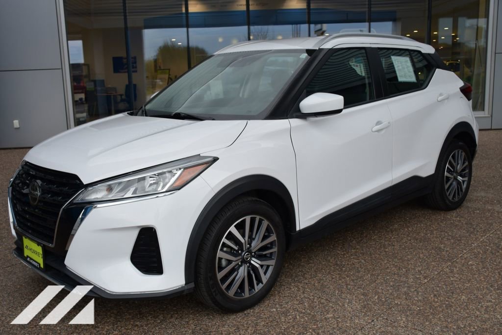Used 2021 Nissan Kicks SV with VIN 3N1CP5CV7ML470843 for sale in Onalaska, WI