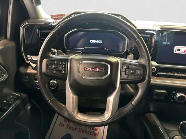 Used 2023 White GMC SLT image 13