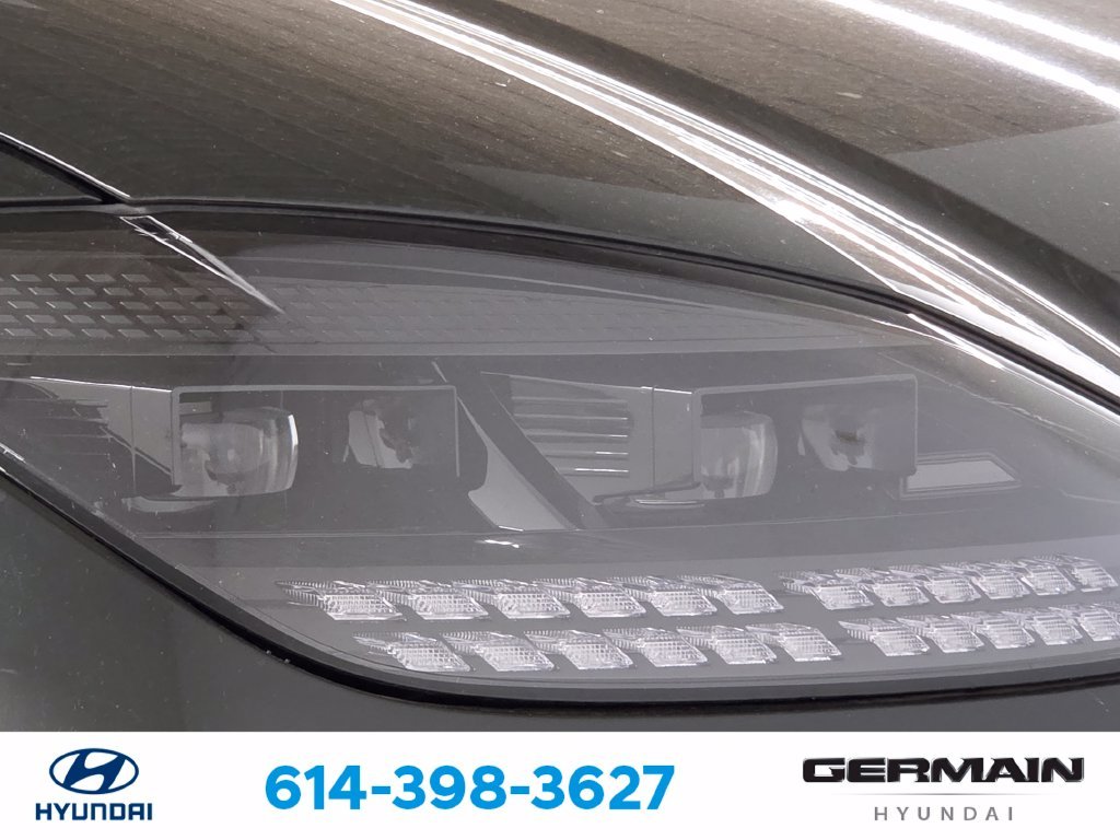 Used 2023 Green Hyundai SEL image 15
