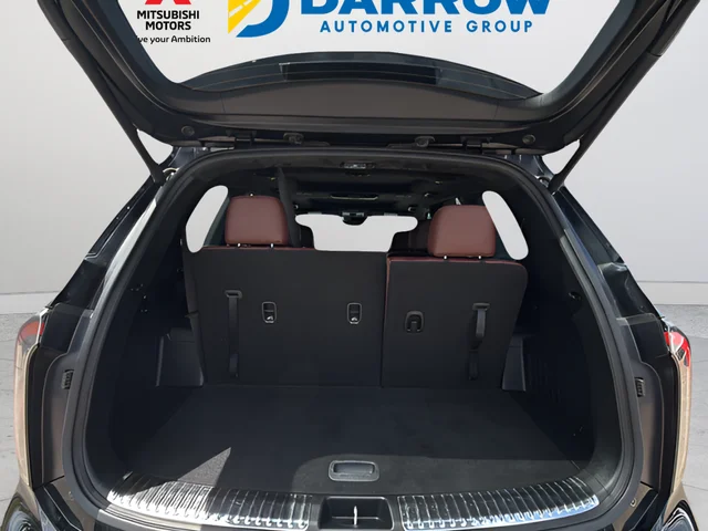 Used 2023 Gray Kia SX image 31