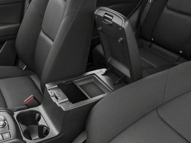 Used 2018 Red Mazda Sport image 22