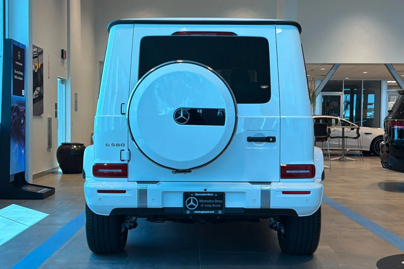 New 2027 Polar White Mercedes-Benz G 580 image 5