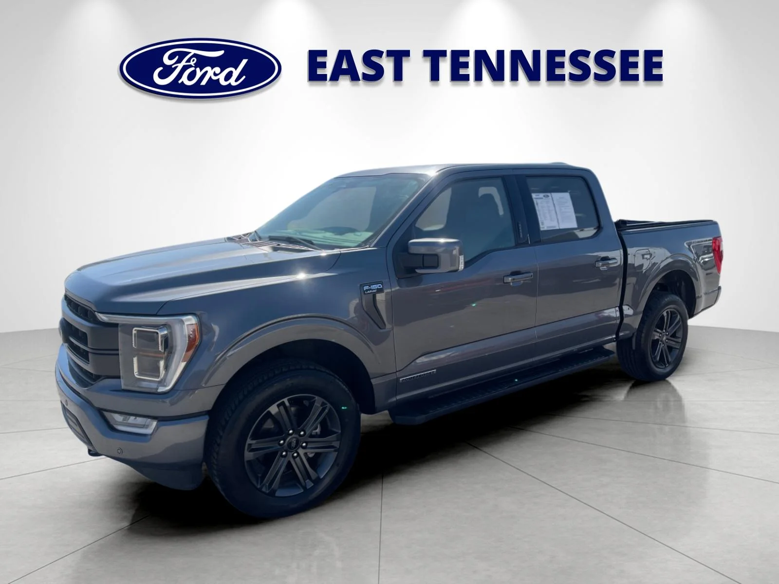 Used 2023 Gray Ford Lariat image 7