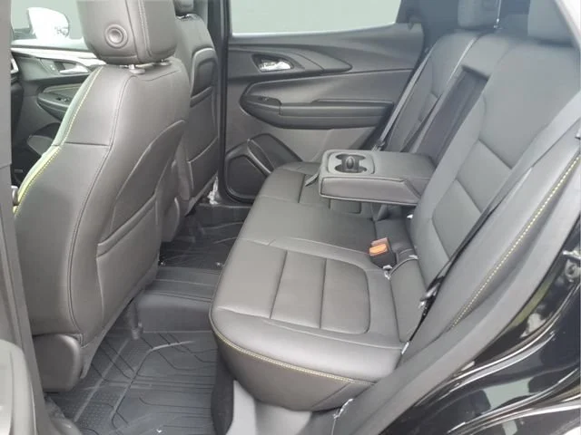 New 2026 Mosaic Black Metallic Chevrolet ACTIV image 19