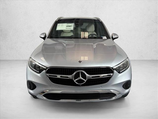 New 2026 Cirrus Silver Metallic Mercedes-Benz GLC 300 image 32