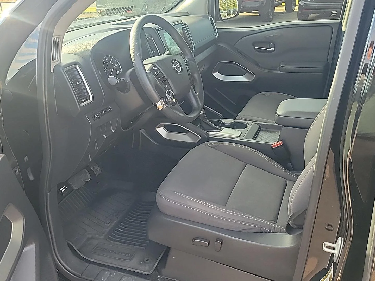 Used 2023 Super Black Nissan SV image 3