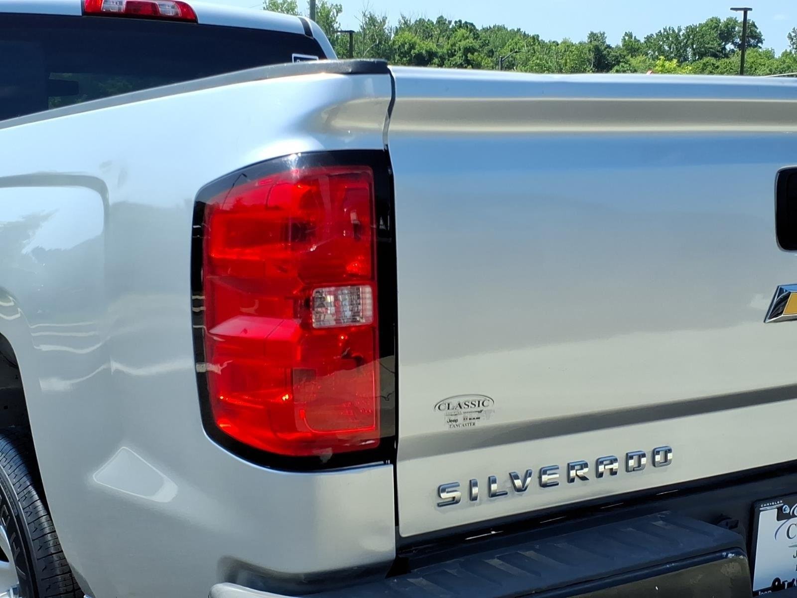 Used 2018 Silver Ice Metallic Chevrolet Work Truck image 15