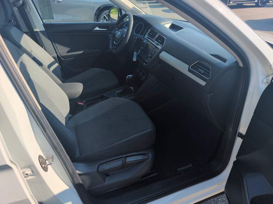 Used 2019 Pure White Volkswagen S image 12