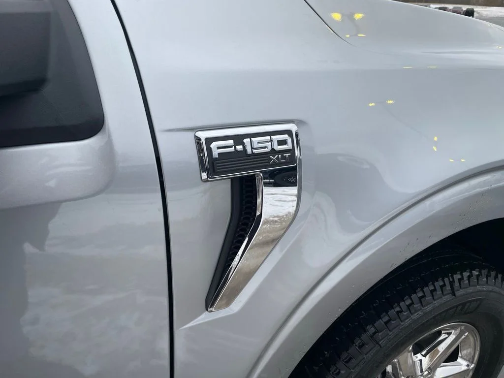 2025 Ford F-150 XLT - Photo 15