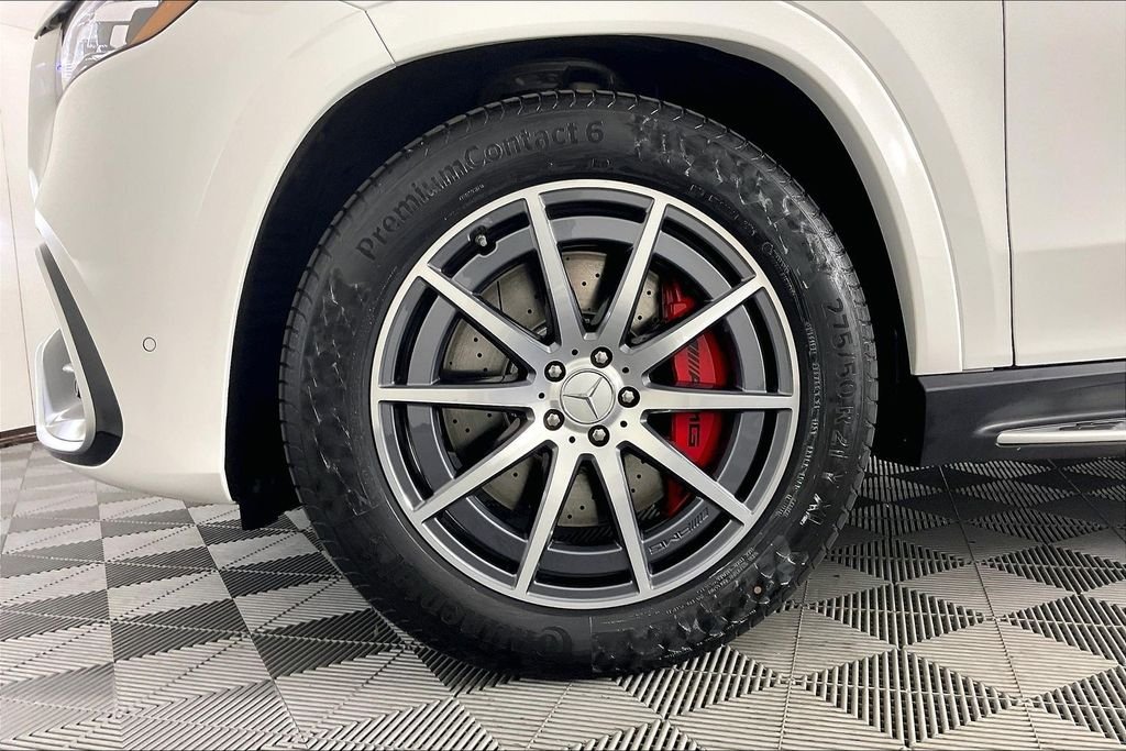 2025 Mercedes-Benz GLS AMG GLS 63 - Photo 8