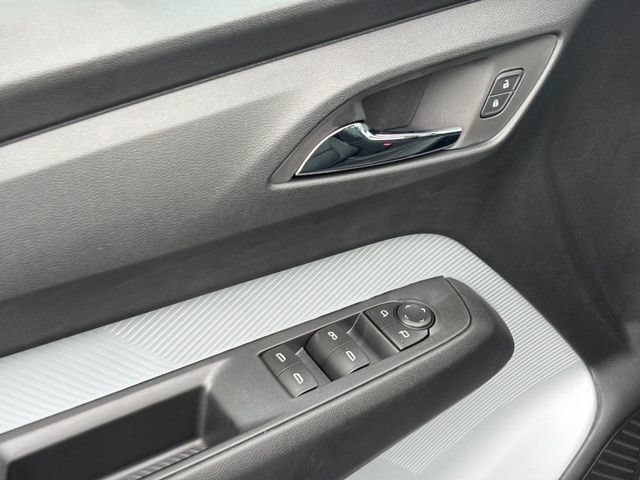 2027 Chevrolet Bolt LT - Photo 11