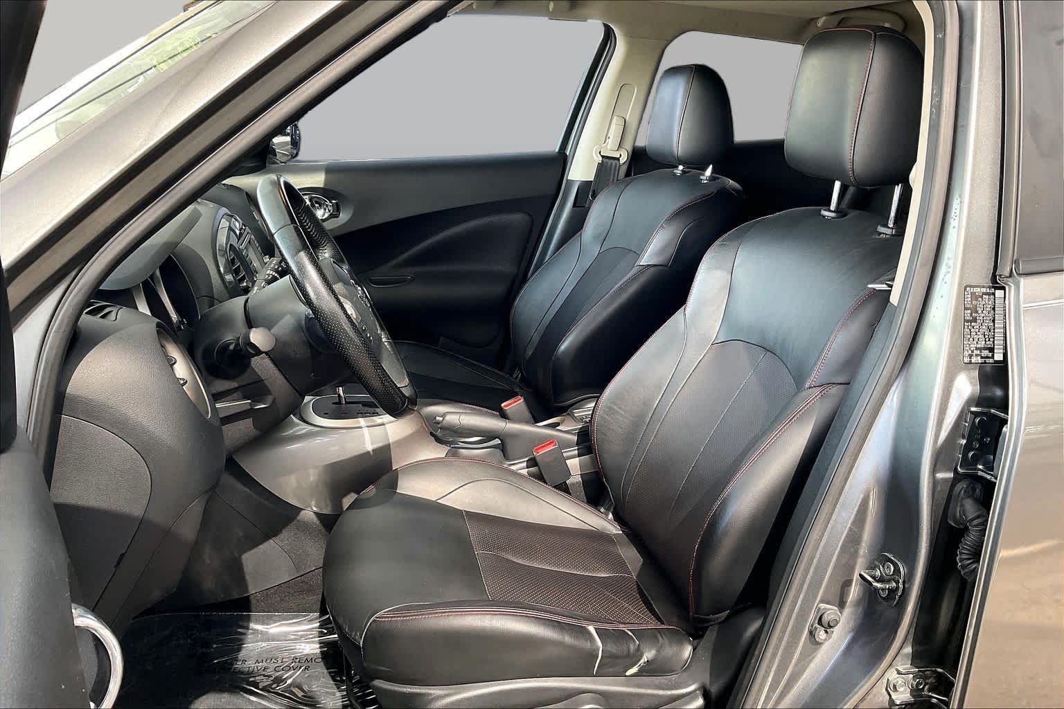 Pre-Owned 2012 Nissan JUKE SL