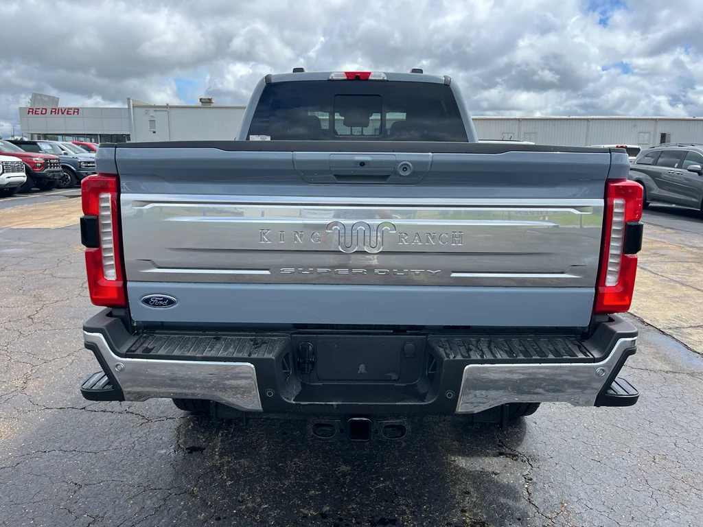 New 2026 Glacier Gray Metallic Tri-Coat Ford F-250® King Ranch® image 6