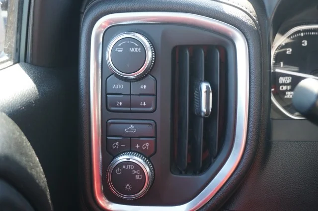 Used 2021 RED GMC SLE image 25
