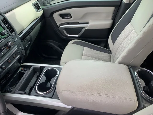 Used 2024 Glacier White Nissan SV image 33