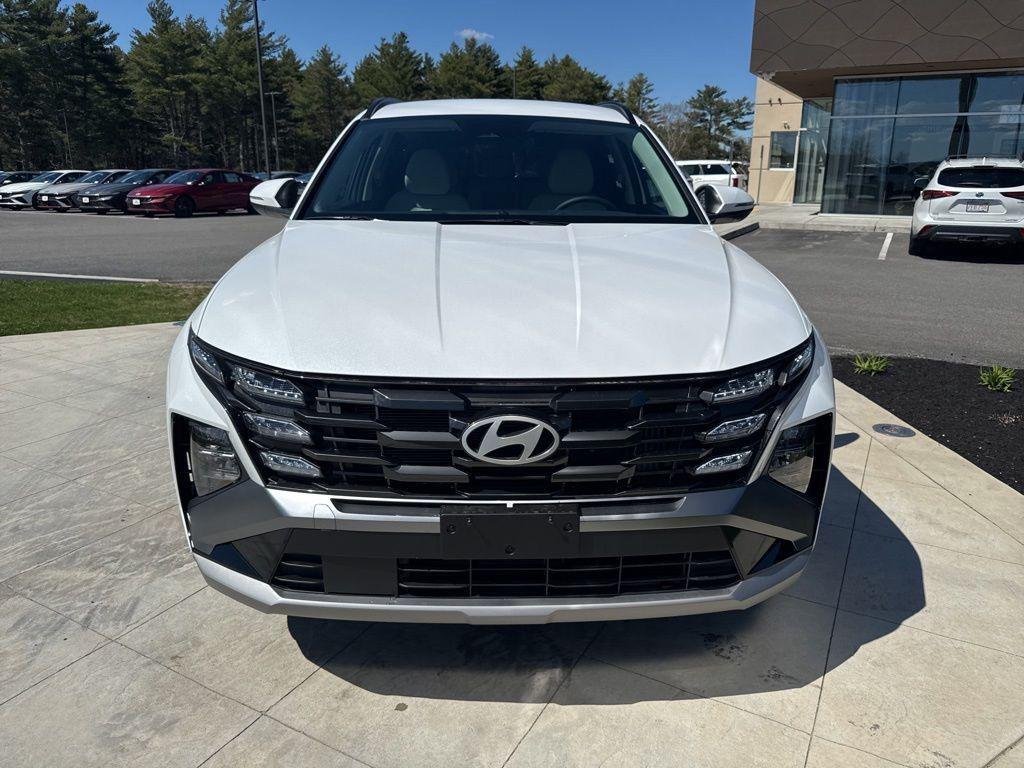New 2026 White Hyundai SEL FWD image 2