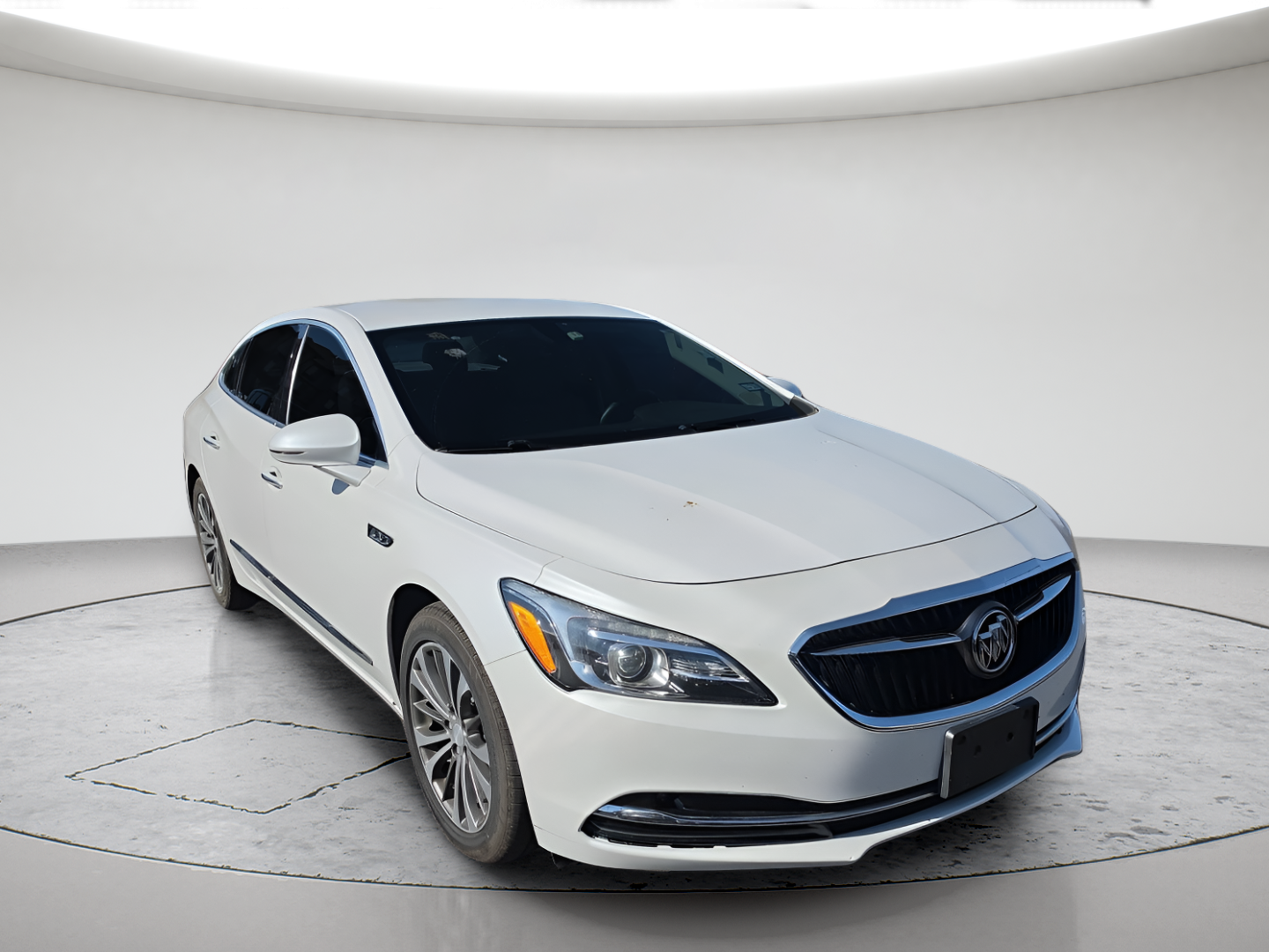 Used 2017 White Buick Essence image 12