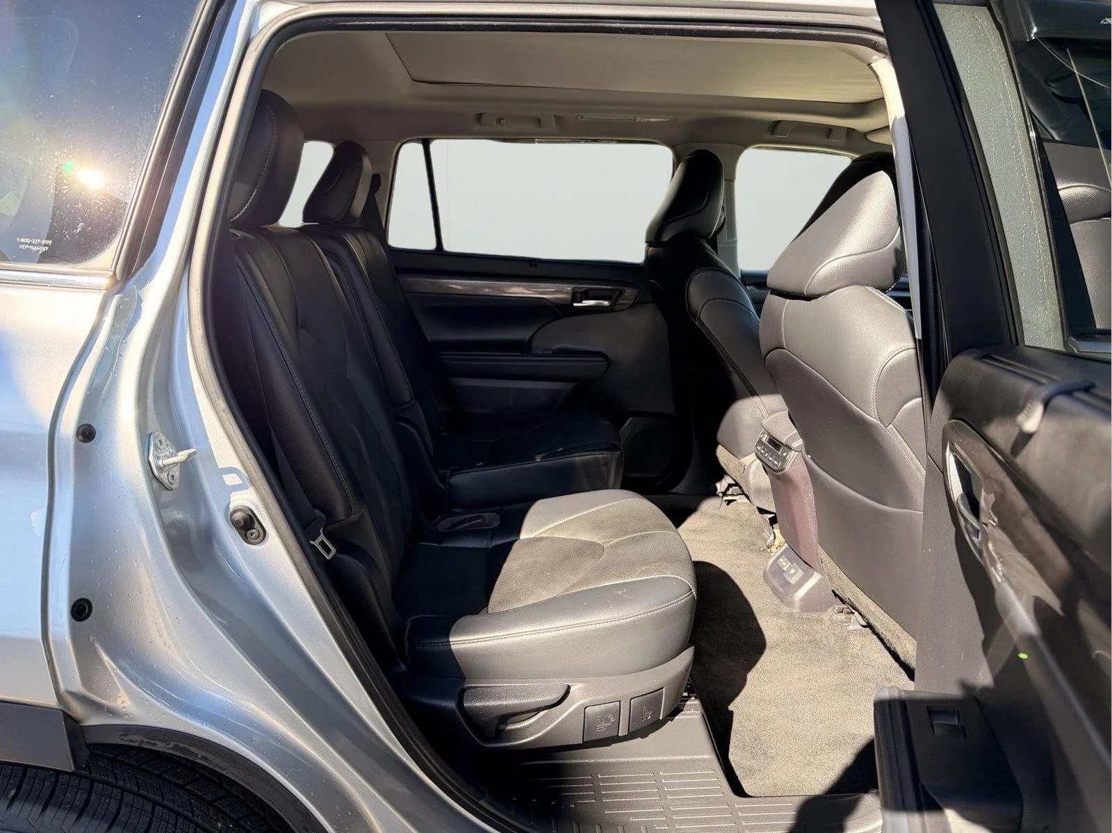 Used 2022 Celestial Silver Metallic Toyota Platinum image 11