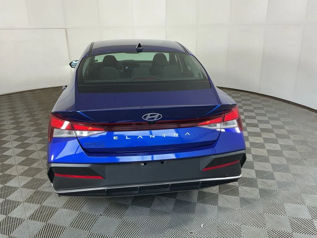 Certified Used 2024 Blue Hyundai SEL image 8
