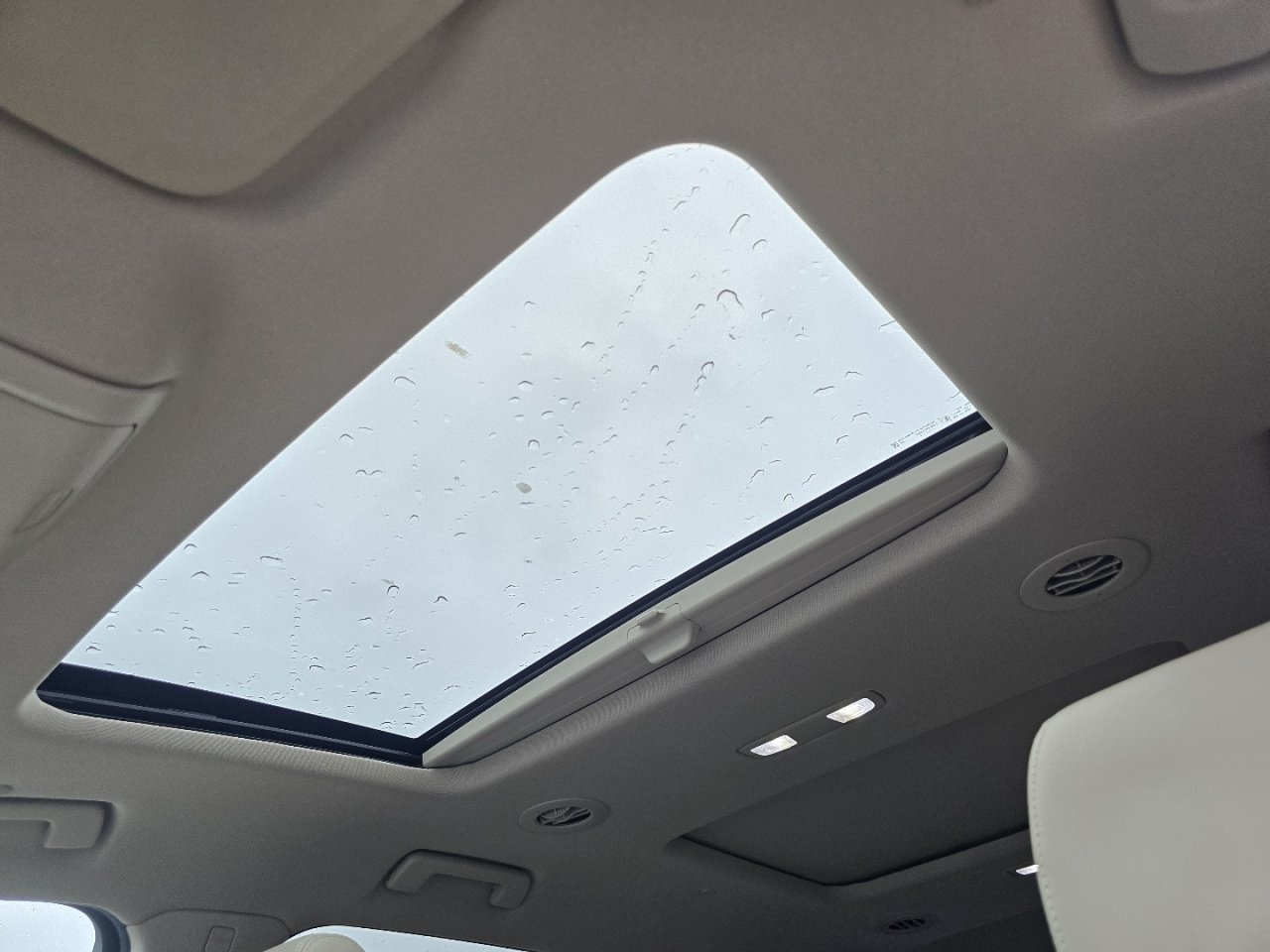Used 2021 White Buick Premium Group image 3