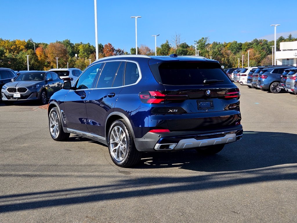 Certified Used 2026 Tanzanite Blue II Metallic BMW xDrive40i image 5