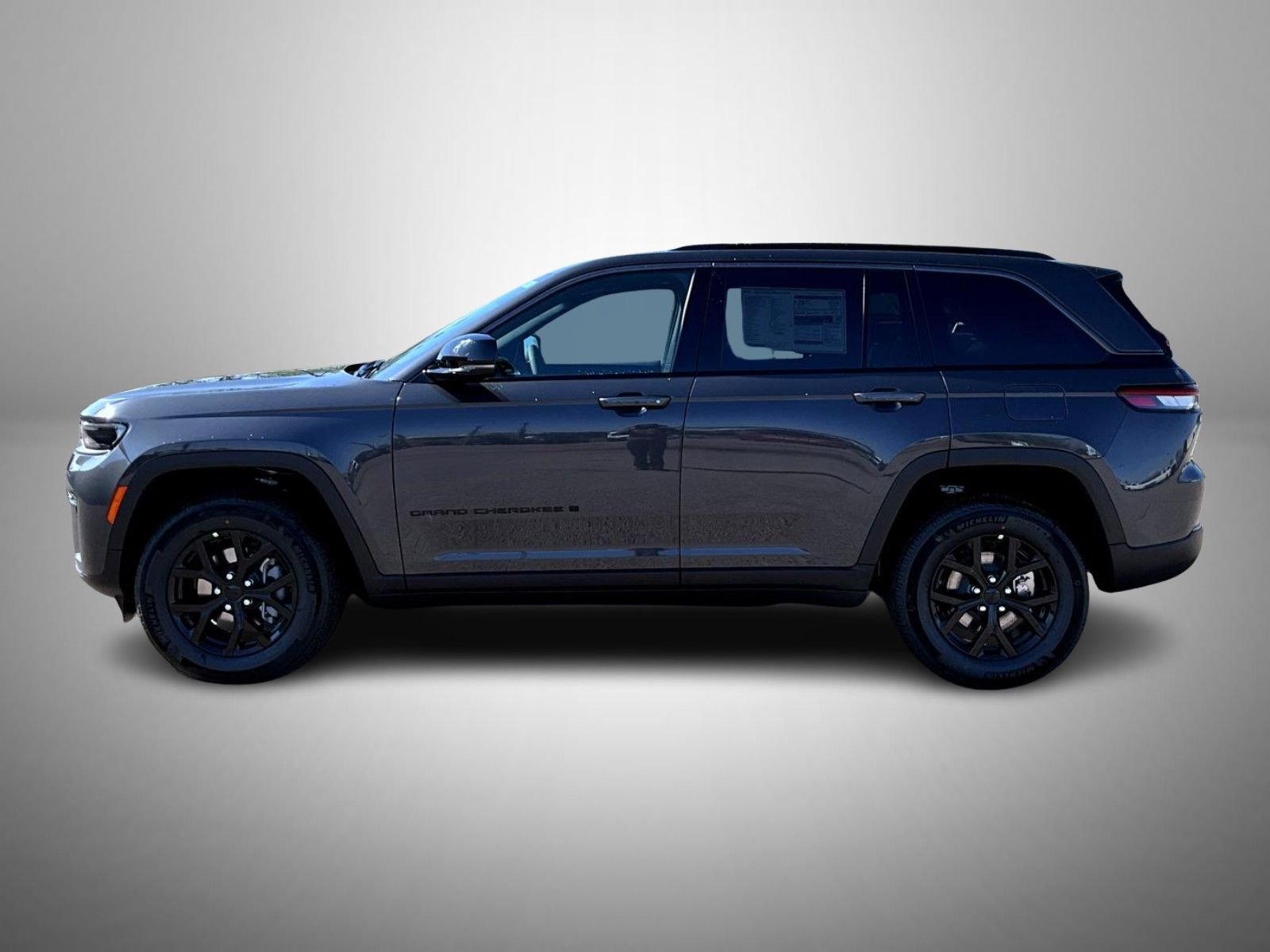 New 2026 Baltic Gray Metallic Clearcoat Jeep Altitude image 8