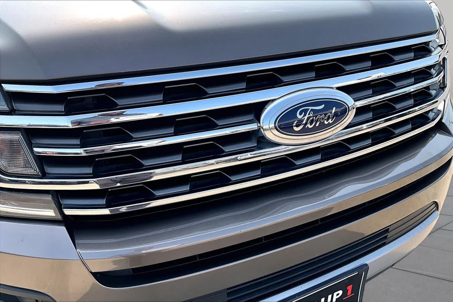 Used 2019 Stone Gray Metallic Ford XLT image 58