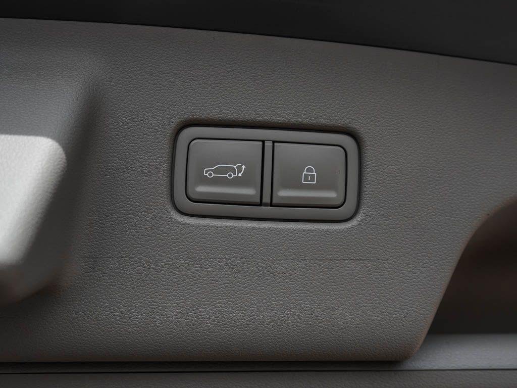 New 2026 Ecotronic Gray Pearl Hyundai SEL Premium 8P AWD image 36