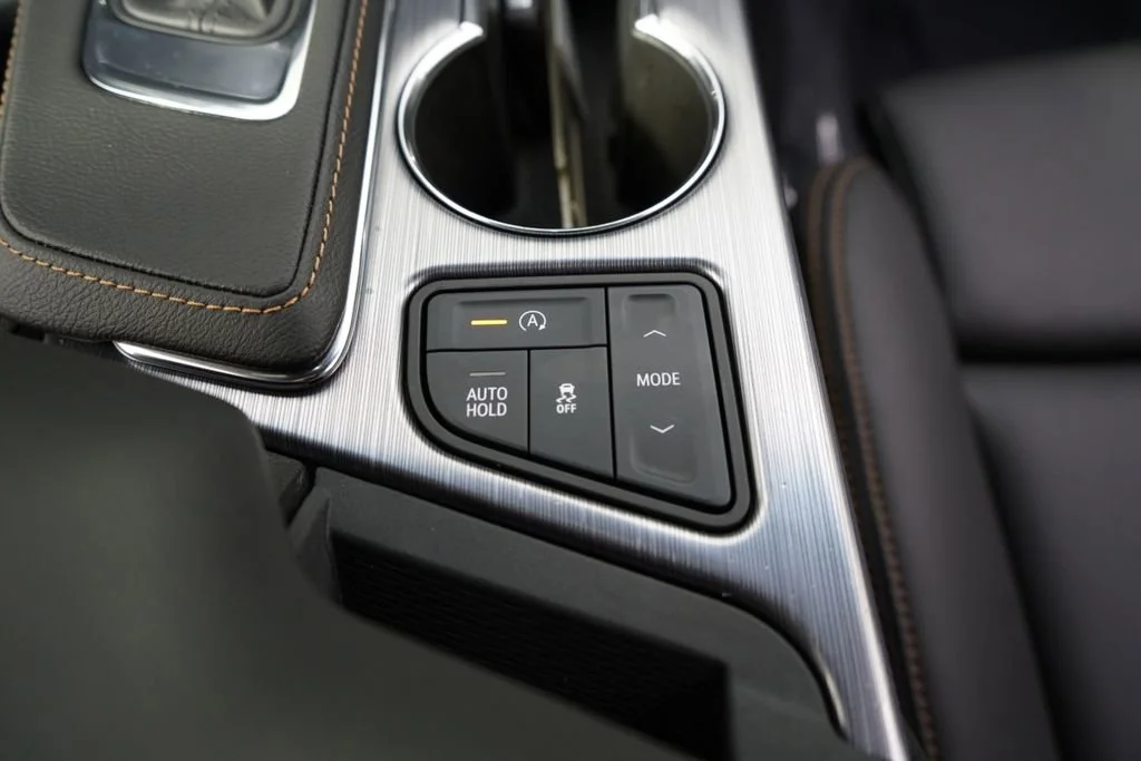 Used 2023 Argent Silver Metallic Cadillac Sport image 37