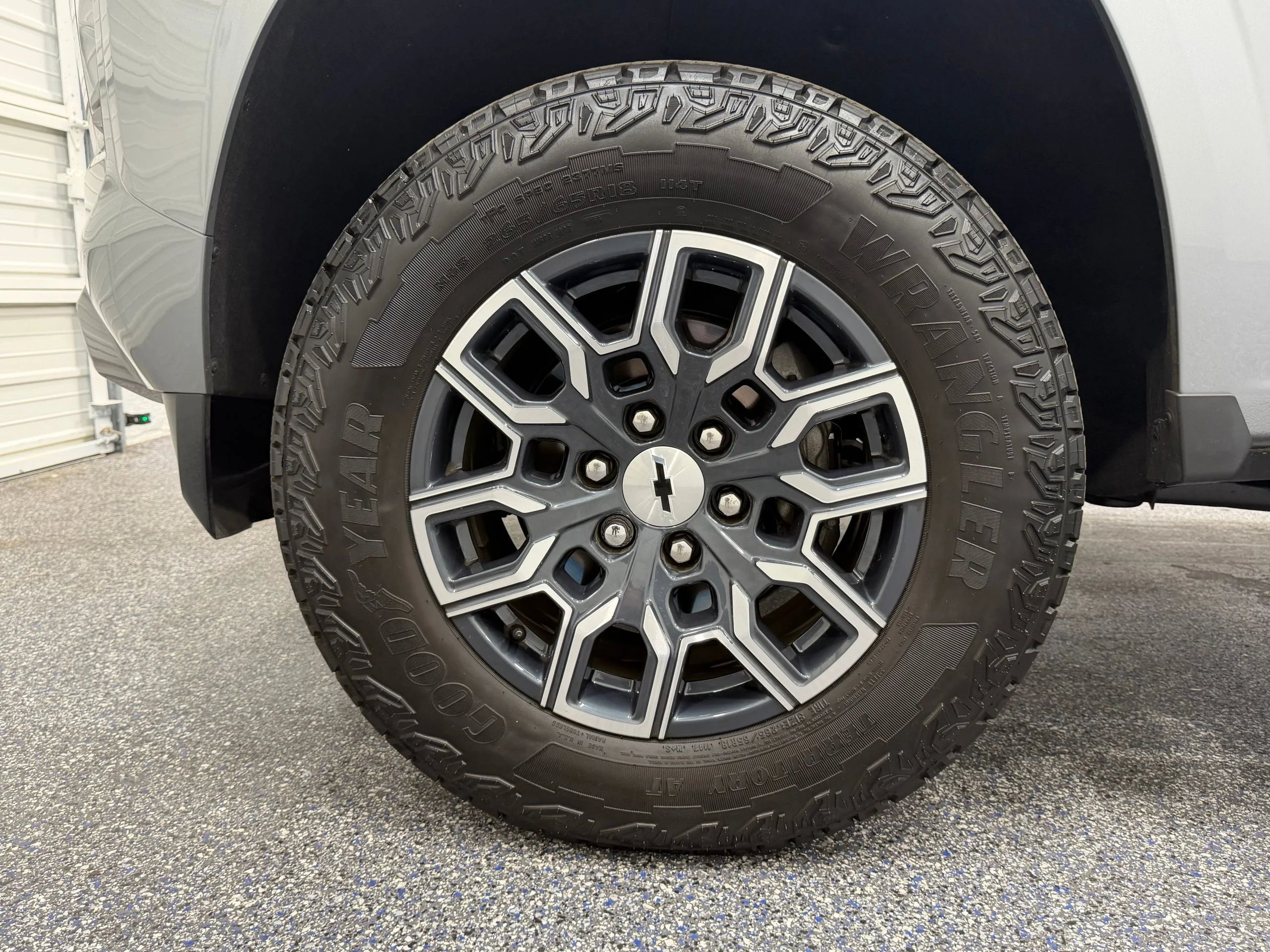 Used 2026 Gray Chevrolet Z71 image 12