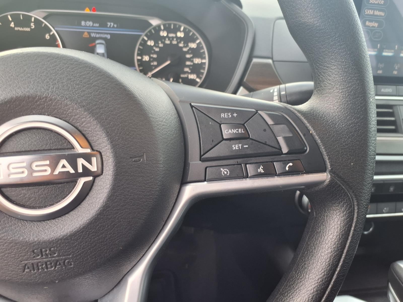 2025 Nissan Altima photo 19 of 25