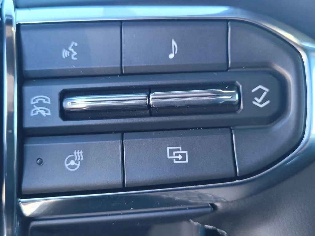 2026 GMC Acadia Elevation - Photo 19