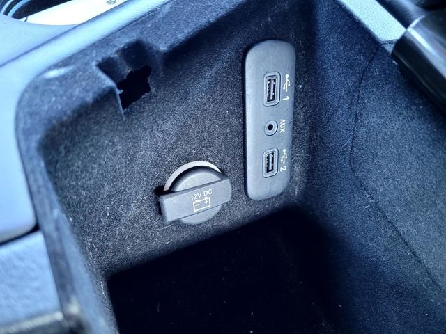 Used 2019 Gray Dodge SXT image 18
