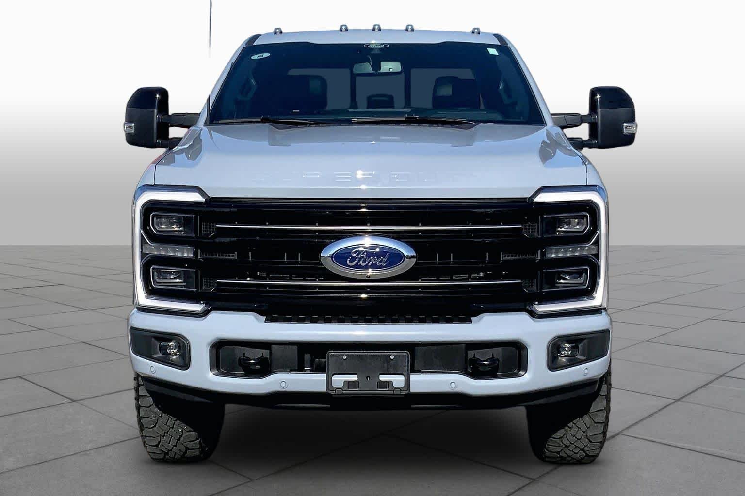 Used 2025 Glacier Gray Metallic Tri-Coat Ford Platinum image 4