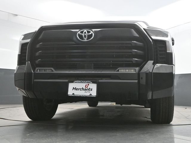 Used 2022 Black Toyota SR5 image 38