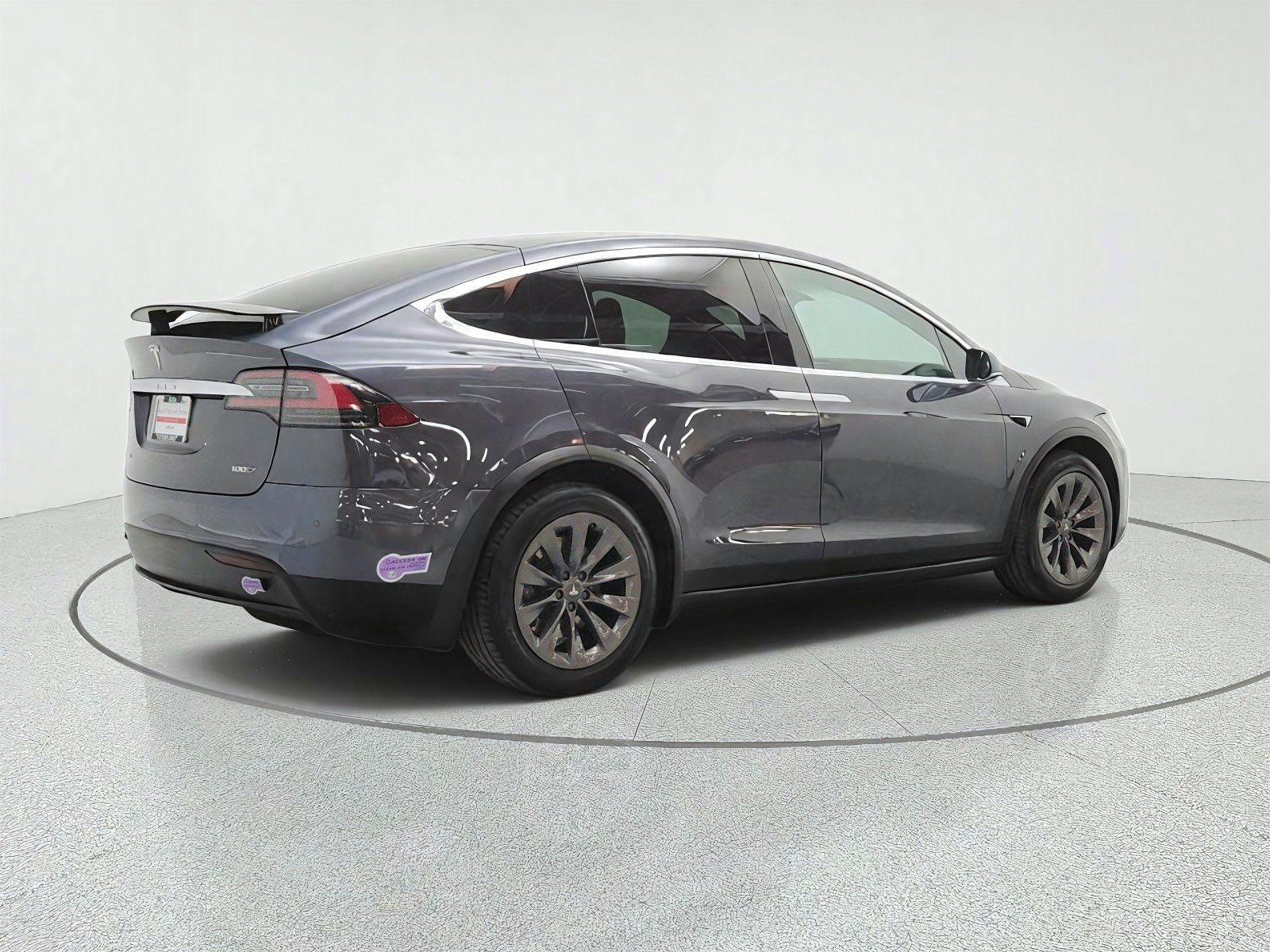 Used 2017 Midnight Silver Metallic Tesla 90D image 5