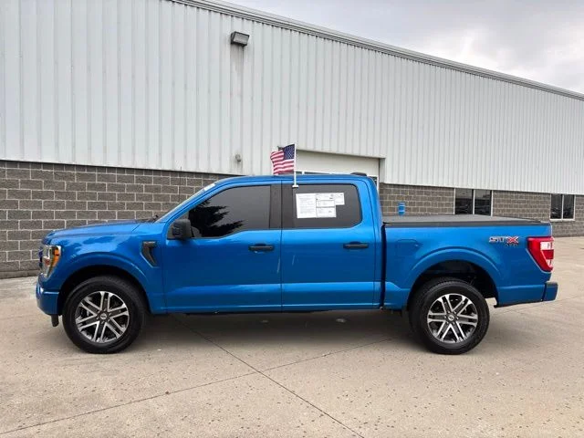 Certified Used 2021 Blue Ford XL image 9