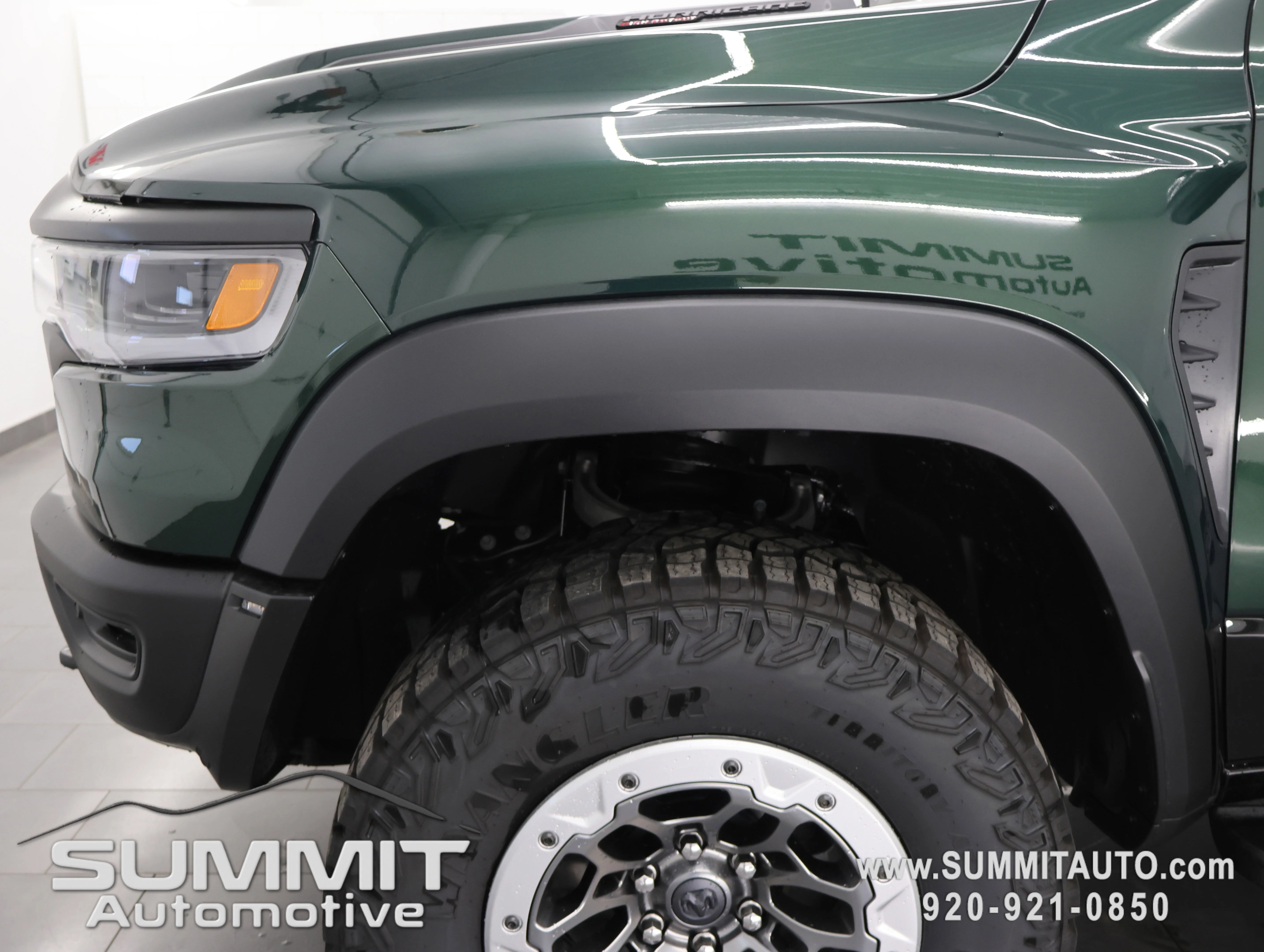 New 2026 Serrano-Green Metallic Exterior Paint RAM RHO image 41