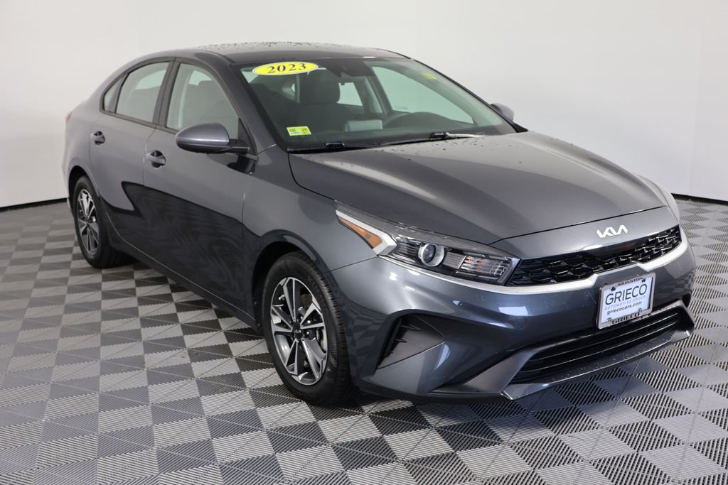 Used 2023 Gray Kia LXS image 1