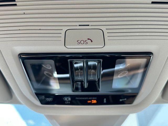 New 2026 Pure Gray Volkswagen 2.0T SE w/Technology image 35
