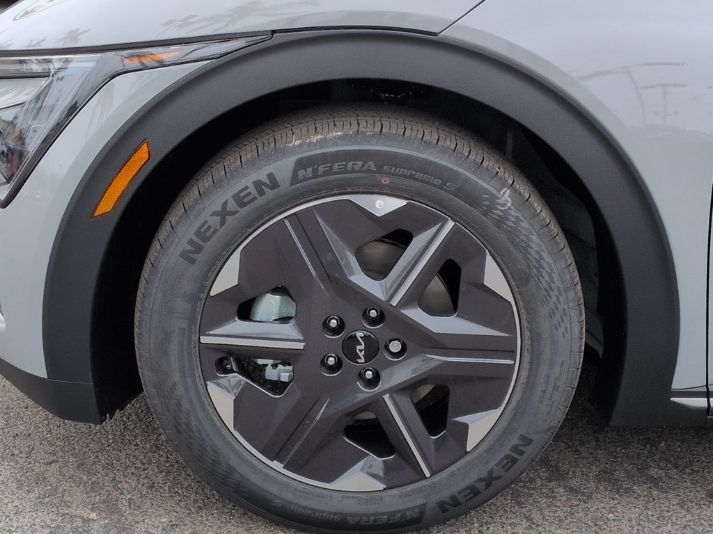 New 2026 Wolf Gray Kia LIGHT image 34