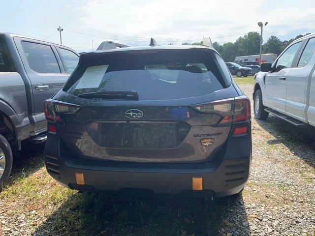 Used 2025 Magnetite Gray Metallic Subaru Wilderness image 6