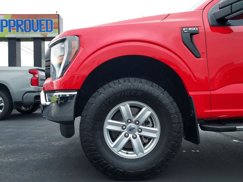 Used 2023 Red Ford XL image 16