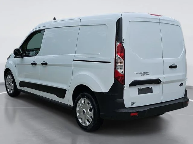 Used 2023 White Ford XL image 5